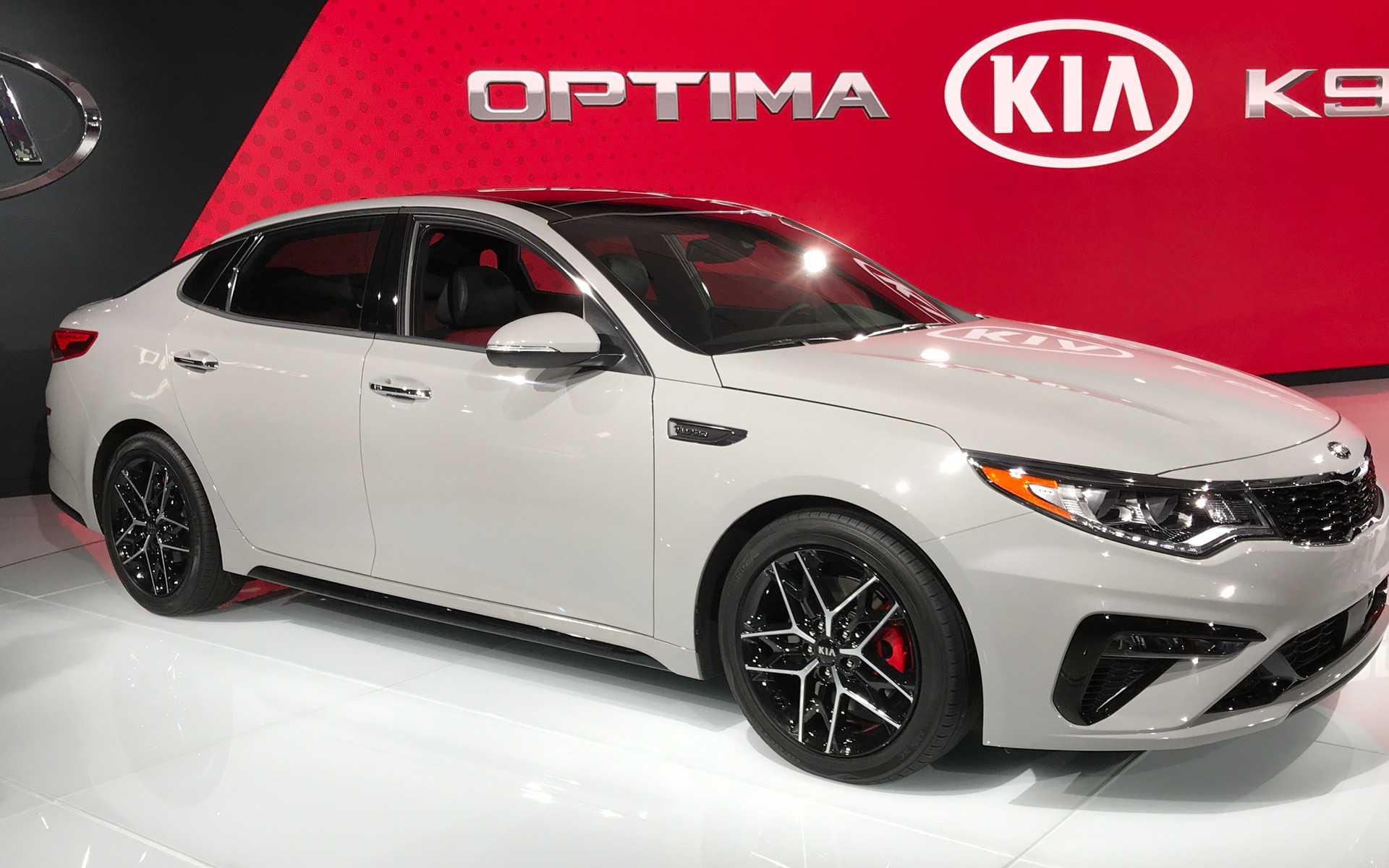 Kia optima 2019 комплектации