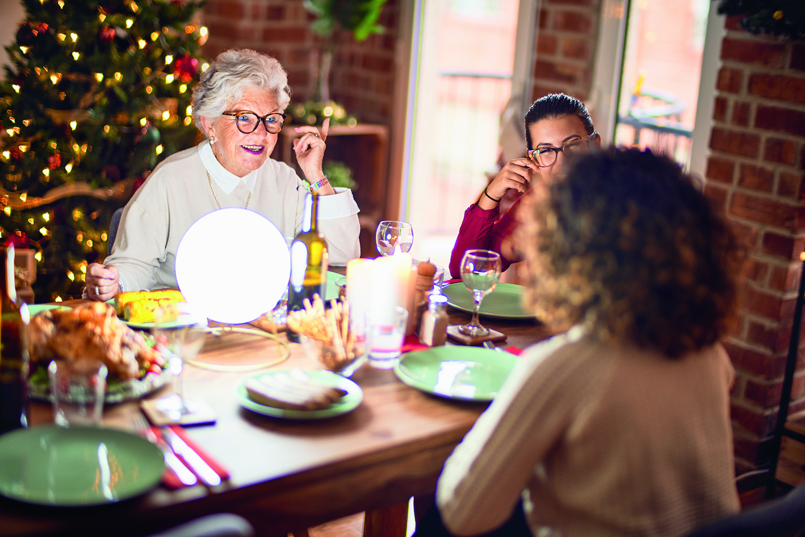 Fêter Noël seul? Jamais de la vie! Le Reflet