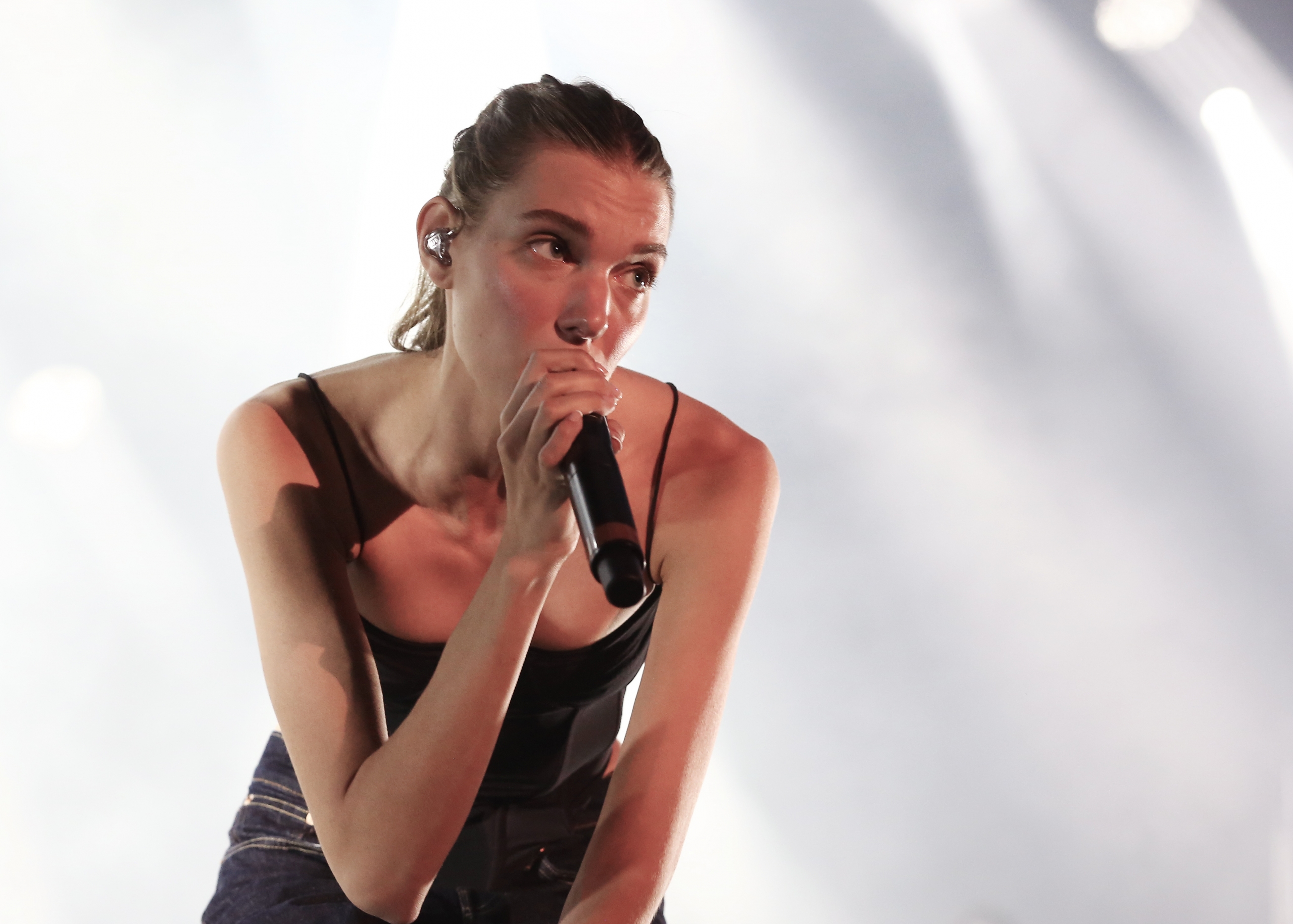 Photo : La chanteuse québécoise Charlotte Cardin - Soirée du 75ème  anniversaire de la collection Bulgari Serpenti au musée Nissim de Camondo à  Paris. Le 25 septembre 2023 © Da Silva-Veeren/Bestimage - Purepeople