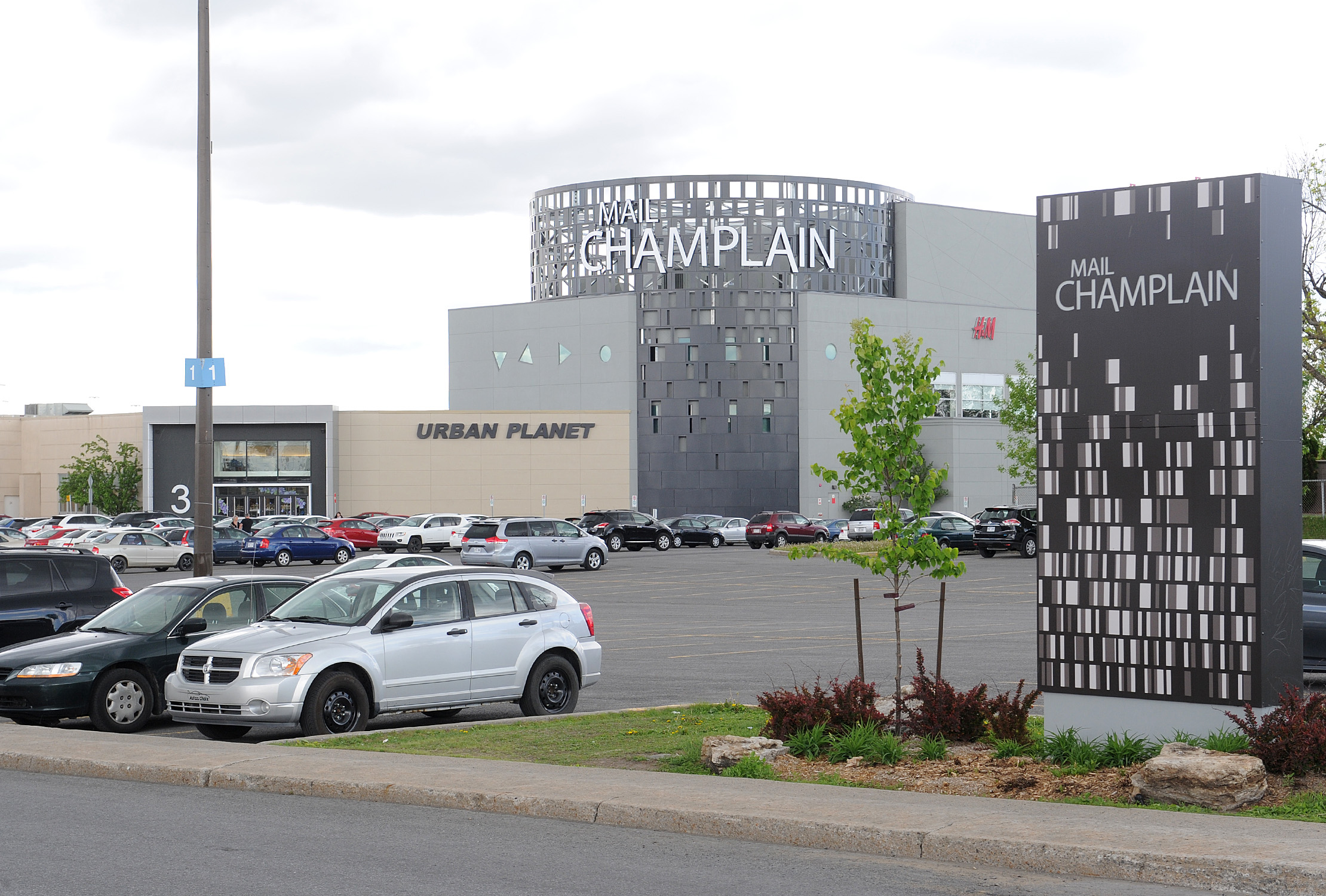 Courrier du | A Major Challenge for Champlain Mall