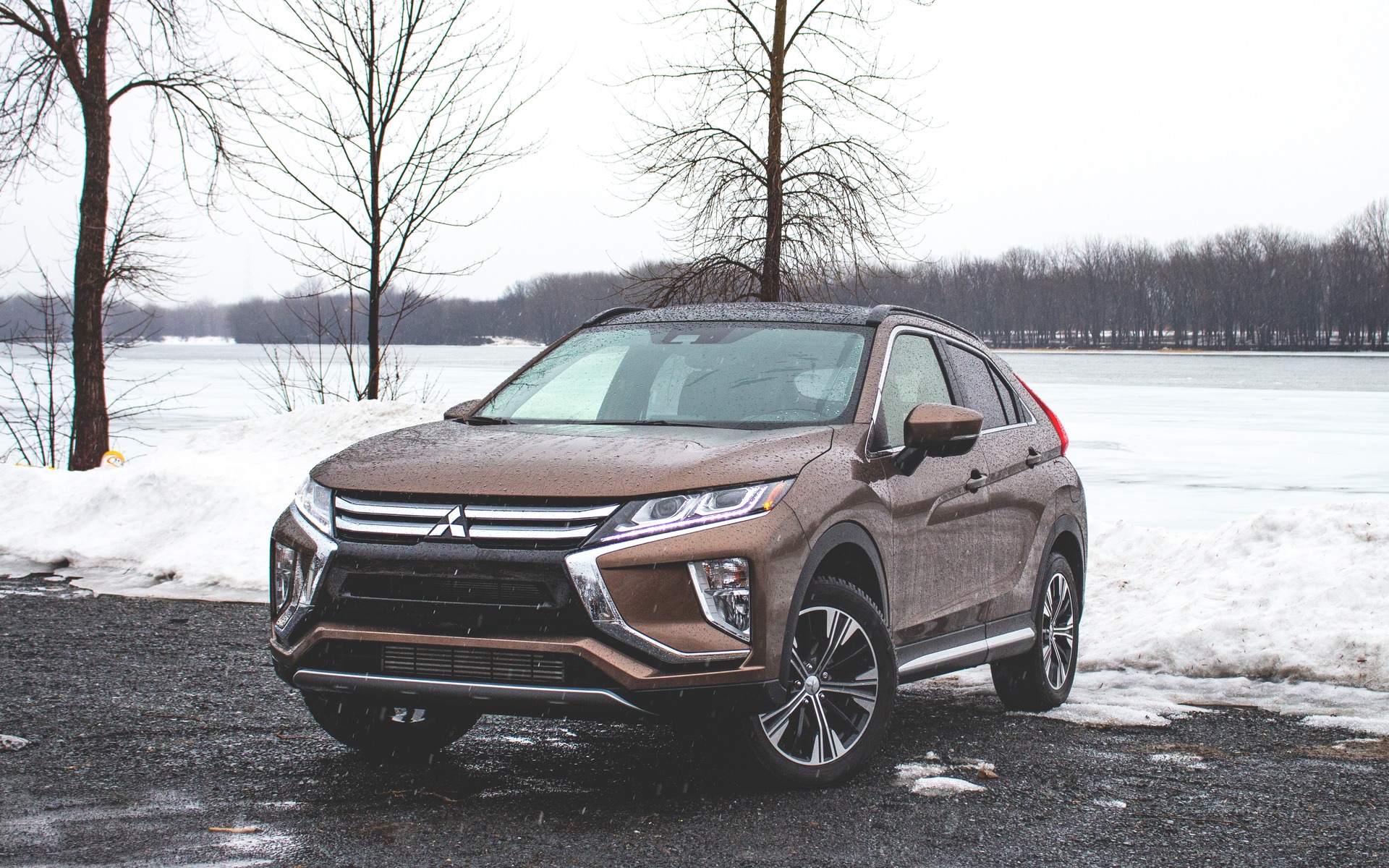 Cross 2019. Mitsubishi Eclipse Cross 2019. Мицубиси Эклипс кросс 2019. Митсубиси Эклипс 2019. Митсубиси Эклипс кросс 2018 черный.