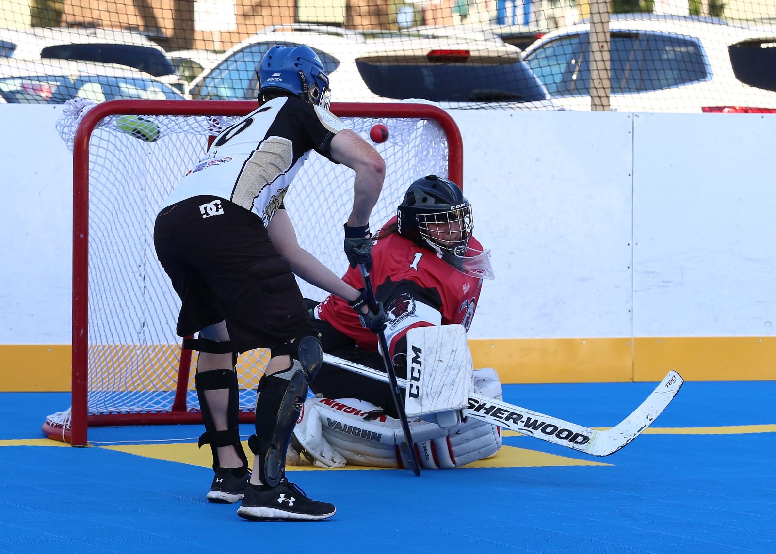 Le Courrier Du Sud Un Engouement Pour Le Dek Hockey Dans La R gion